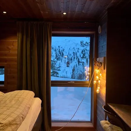 Mountain River Views * Voss